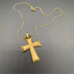 Vintage Avon 1976 Florentine Finish Brushed Gold Tone Cross